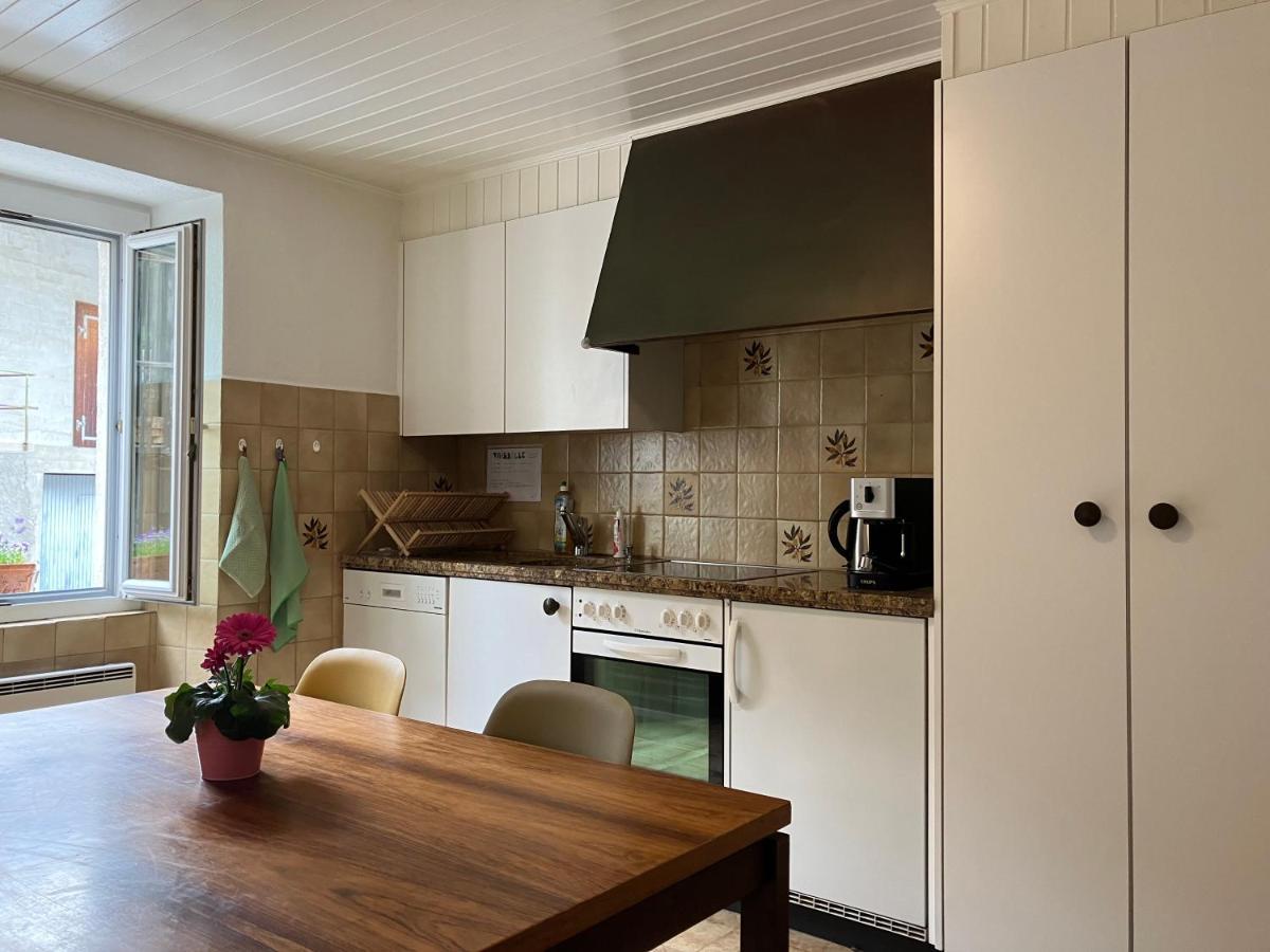 La Lanterne Apartment Sierre Bagian luar foto